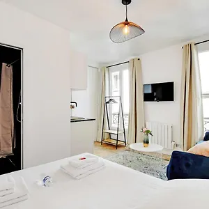 Appartement Super Studio 4p - Place De La Bastille 18, Paris
